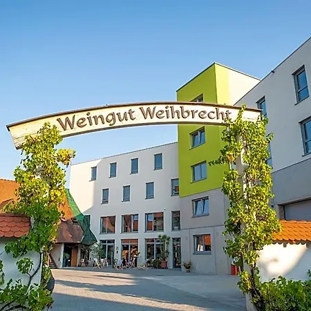 Wein & Bett Weihbrecht Zajazd *
