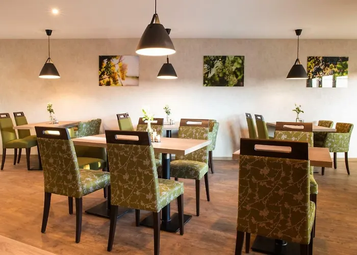 Värdshus Wein & Bett Weihbrecht *